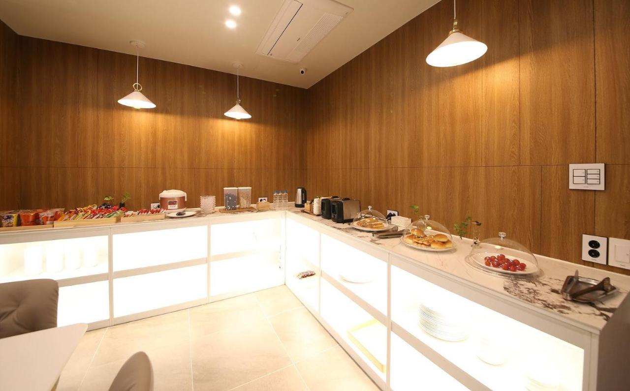 Brown Dot Hotel Sinan Gwangju Metropolitan City Luaran gambar