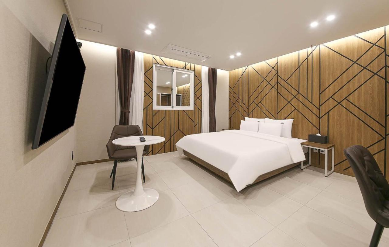 Brown Dot Hotel Sinan Gwangju Metropolitan City Luaran gambar