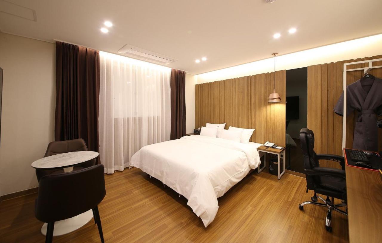 Brown Dot Hotel Sinan Gwangju Metropolitan City Luaran gambar
