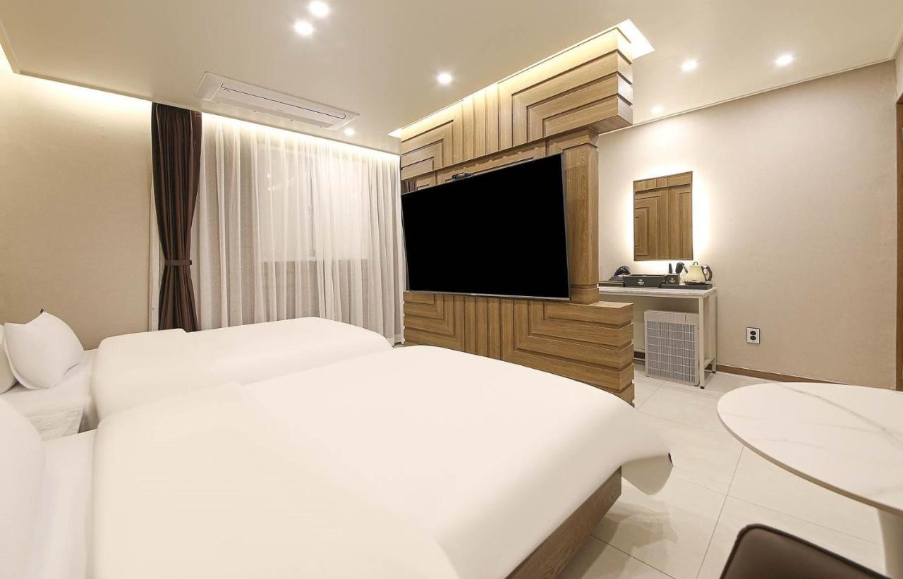 Brown Dot Hotel Sinan Gwangju Metropolitan City Luaran gambar