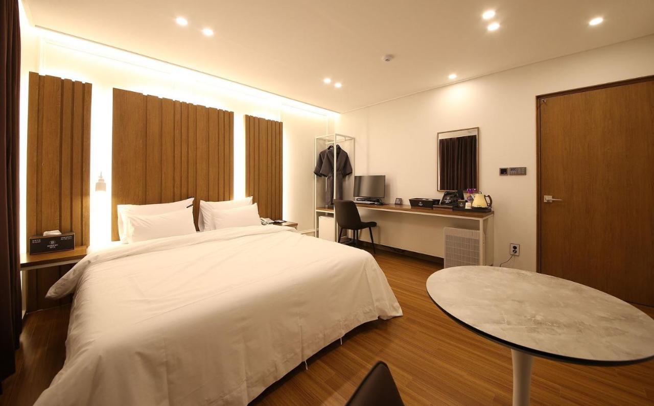 Brown Dot Hotel Sinan Gwangju Metropolitan City Luaran gambar