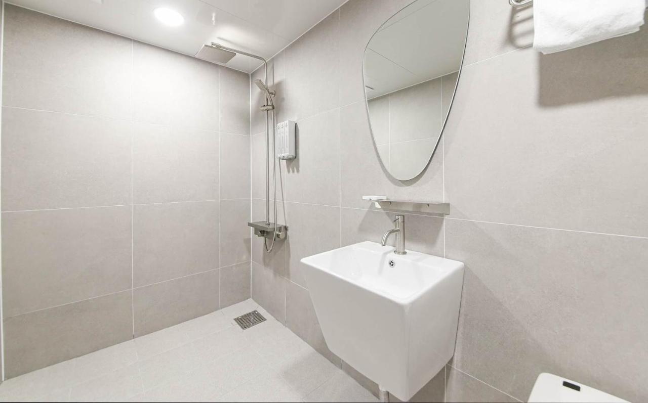 Brown Dot Hotel Sinan Gwangju Metropolitan City Luaran gambar