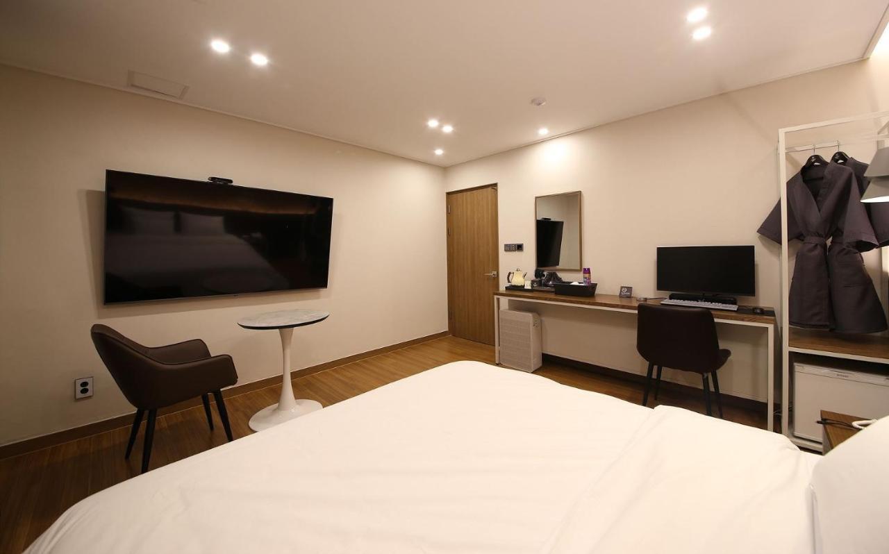 Brown Dot Hotel Sinan Gwangju Metropolitan City Luaran gambar